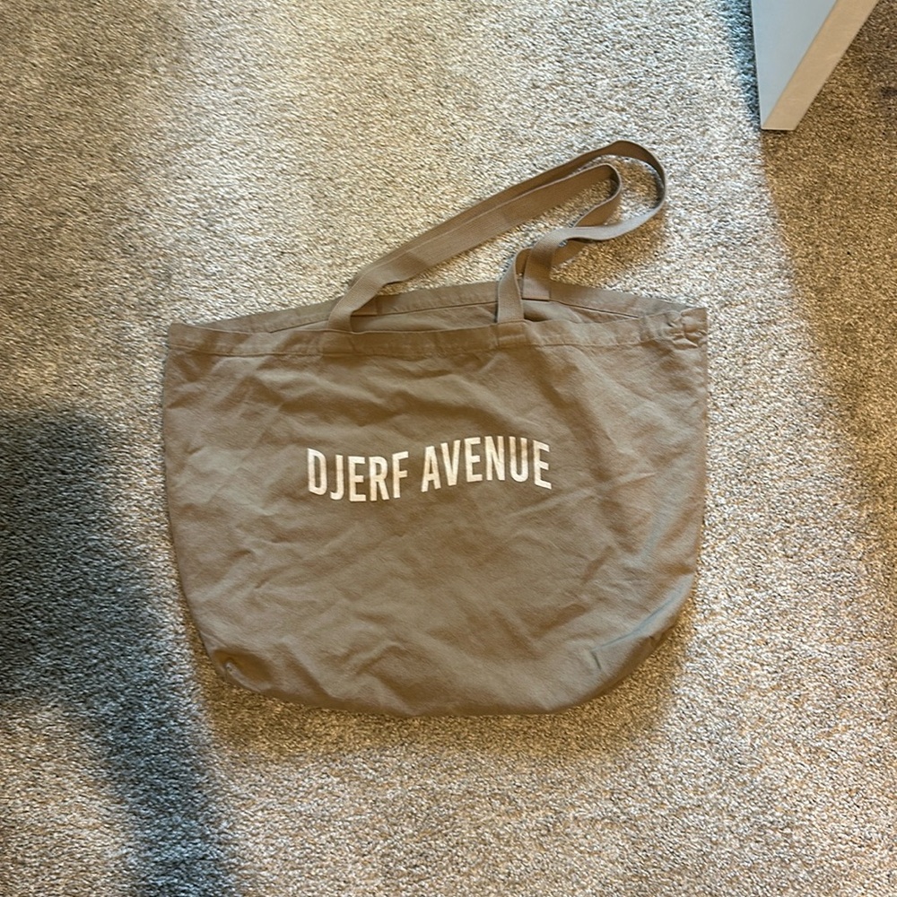 Djerf Avenue tote bag in sand color